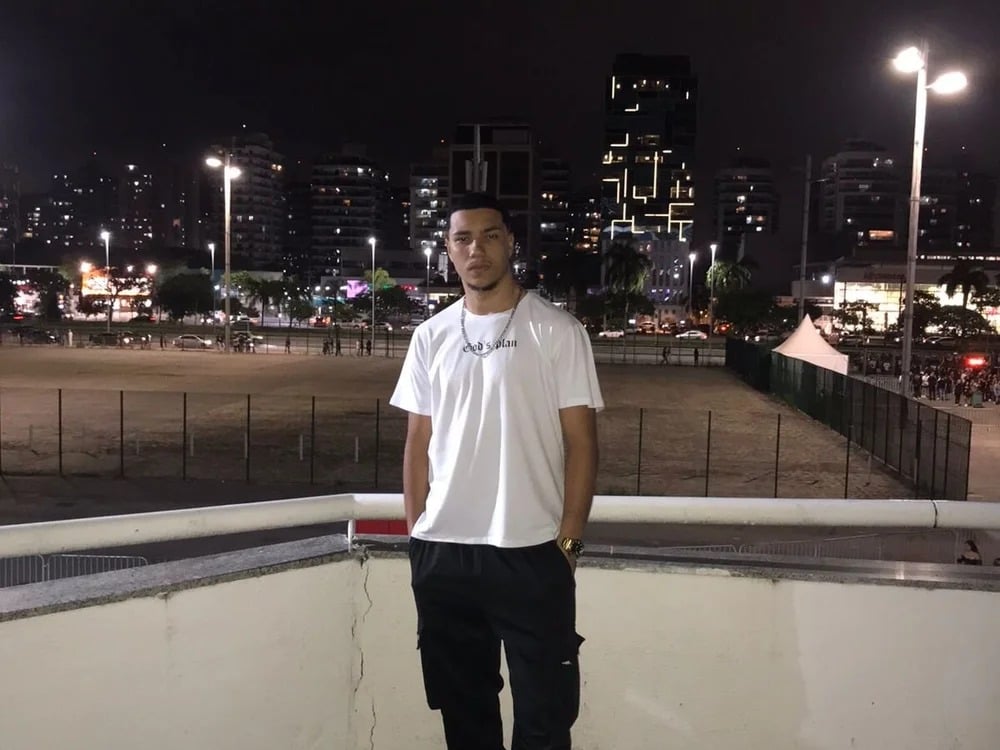 Arthurtani14 Chatroom
