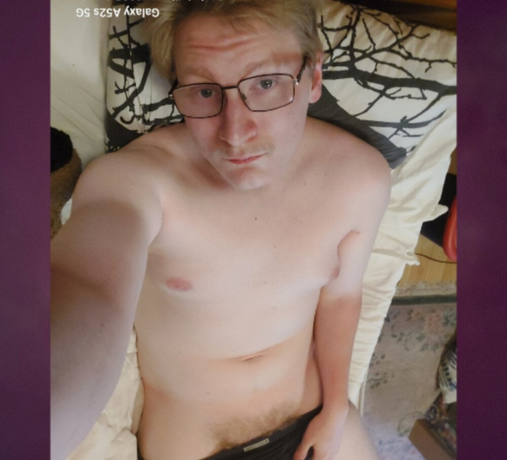 Arttuboy21 Chatroom
