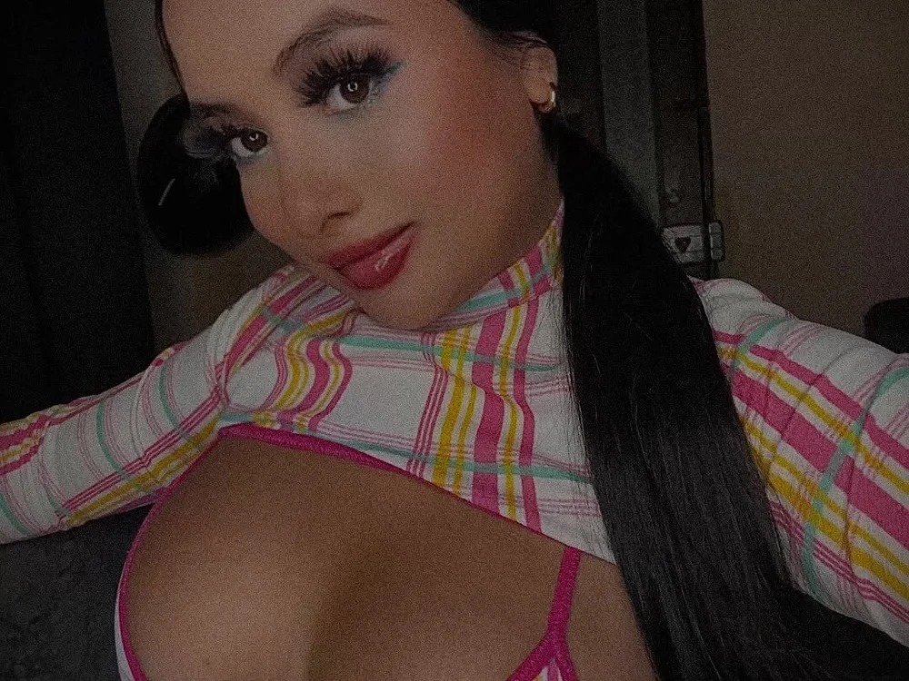 Arya_ferrer Chatroom