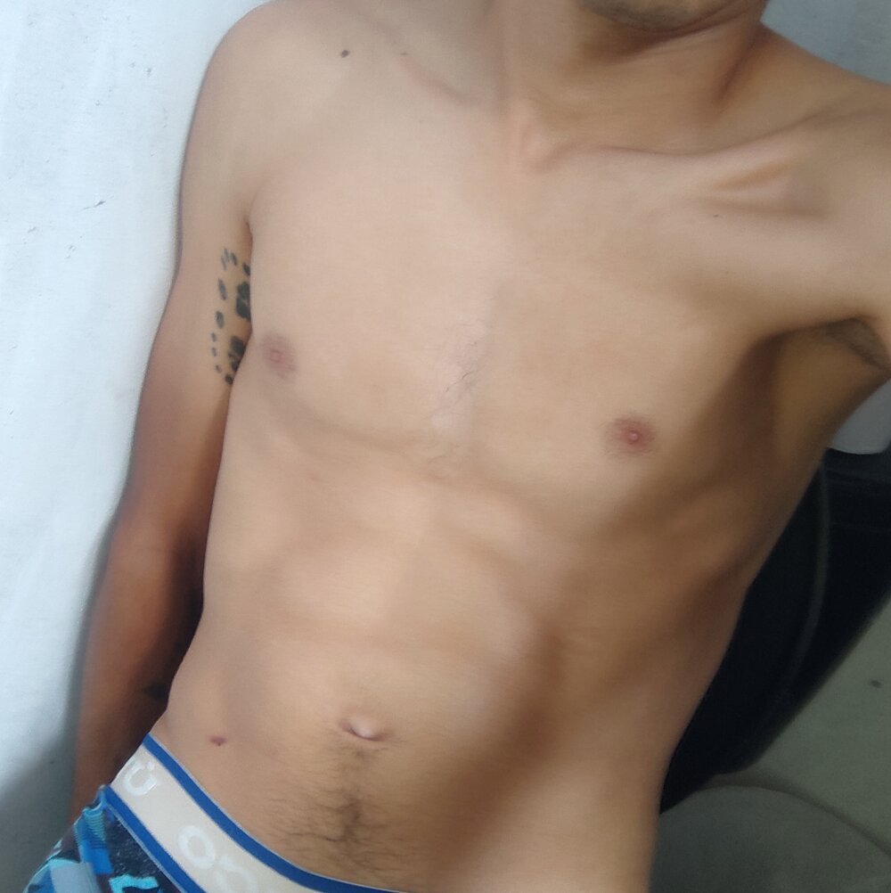 Ash_98699 Chatroom