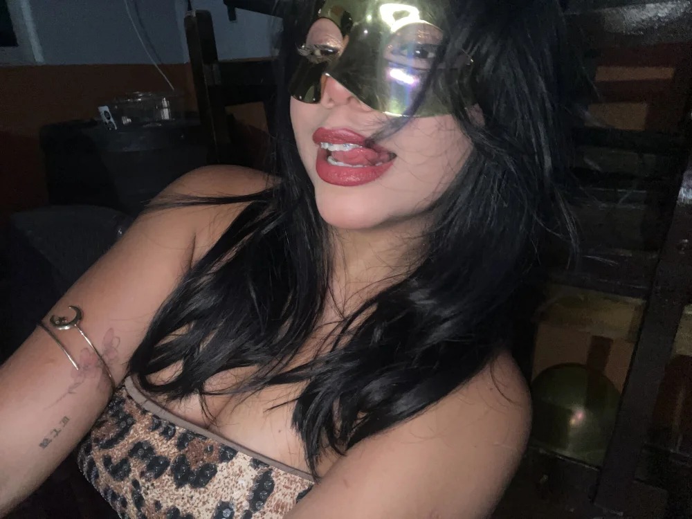 AshleyLee77 Chatroom
