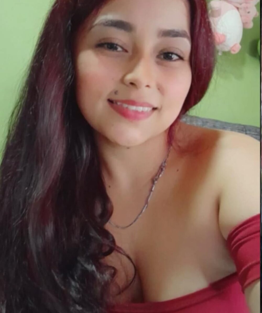 AshleySecrets_ Chatroom