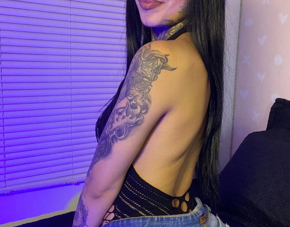 Ashley_White07 Chatroom