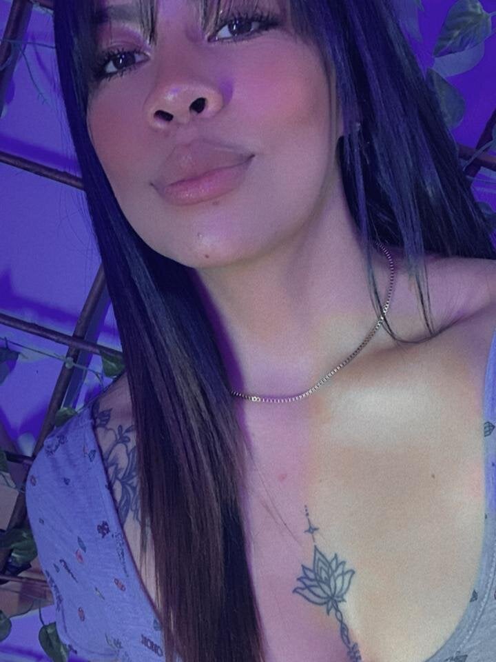 Ashley_owens_ Chatroom