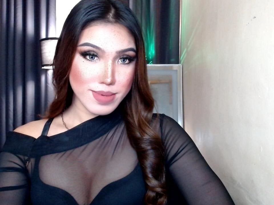 AsianBigsnake Chatroom