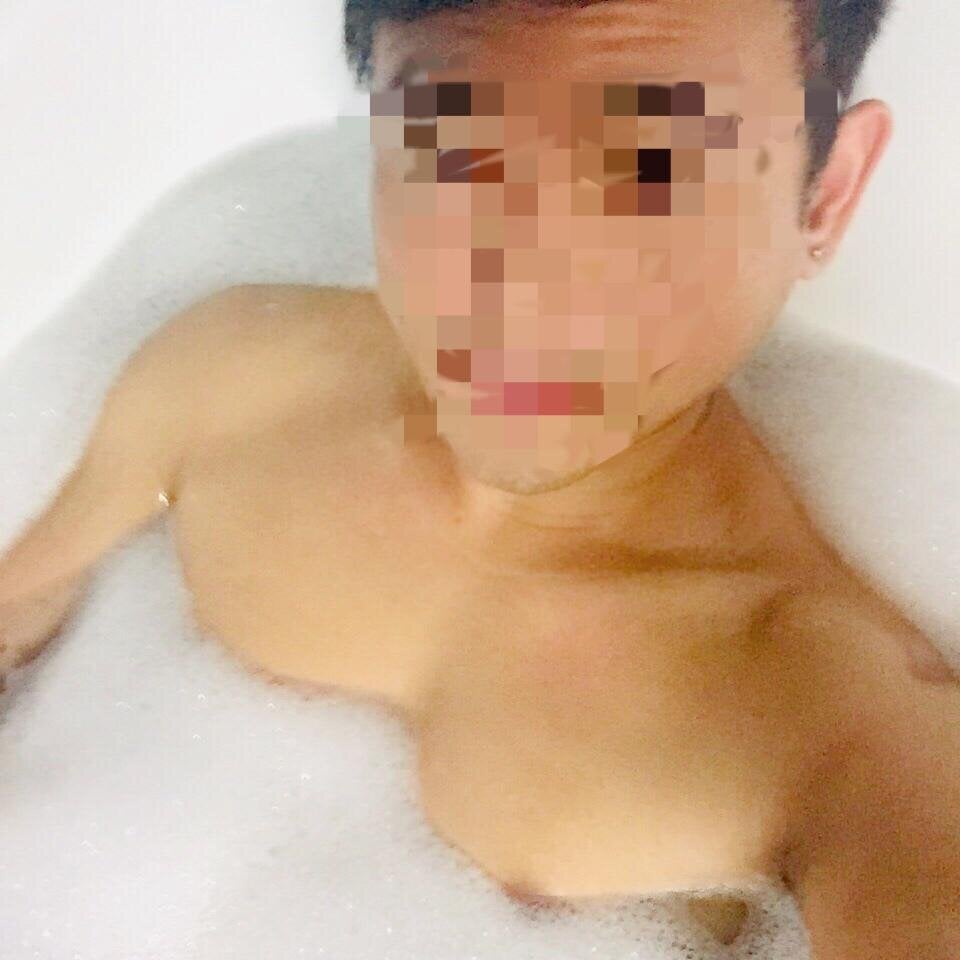 AsianBoy_Sunny Chatroom