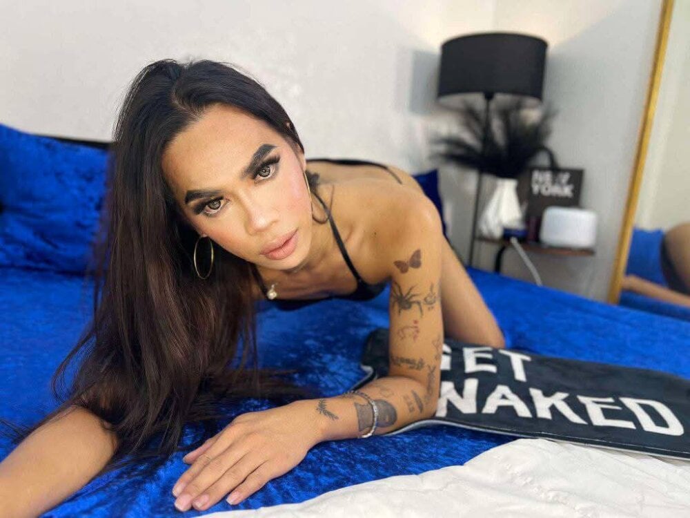 AsianGoddess18 Chatroom