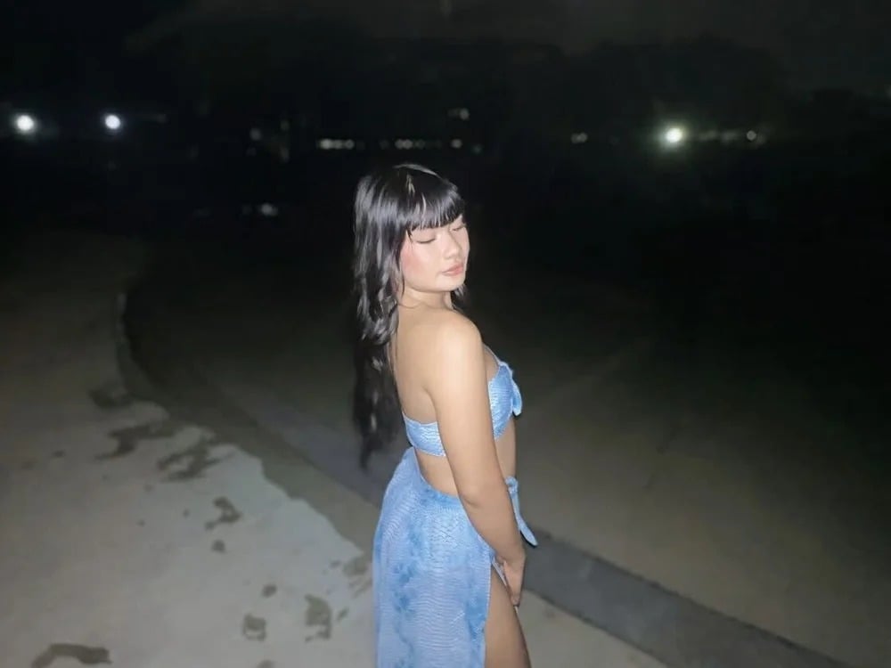 AsianHardCockTs Chatroom