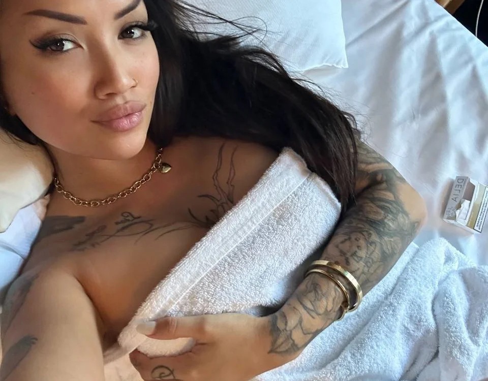 AsianLadyWan Chatroom