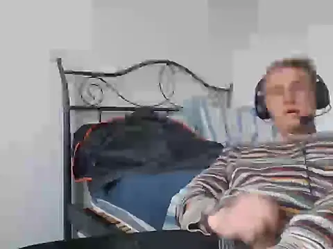 AsianMilfnterBerlin Chatroom