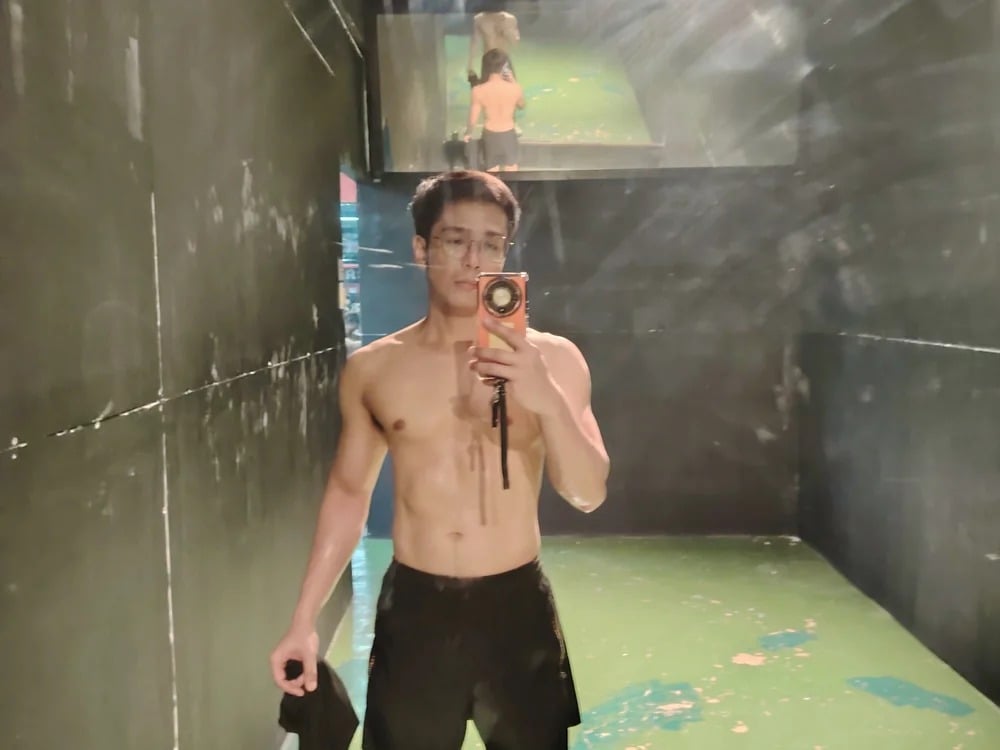 Asian_Findom Chatroom