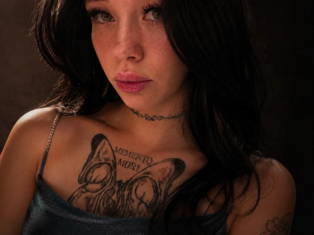 Astrid_XxX Chatroom