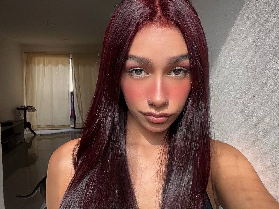 Atenea_Sweet4 Chatroom