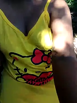 Attractive-_Girl Chatroom