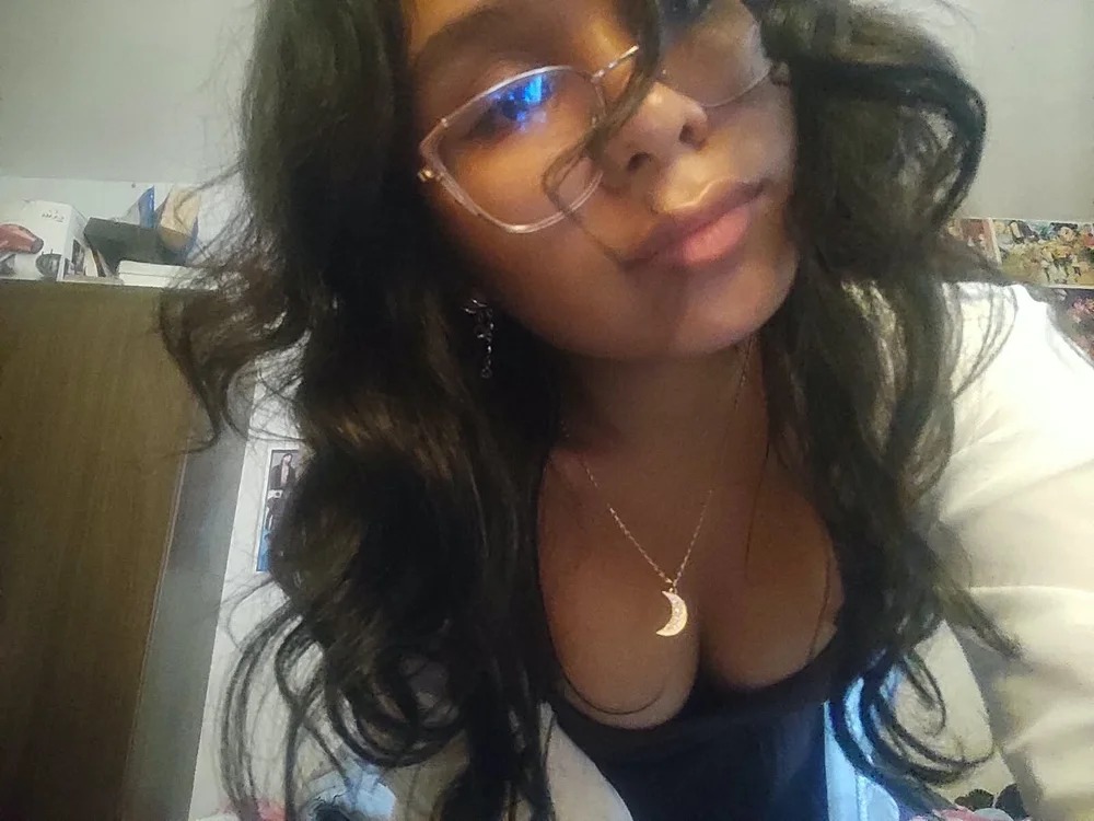 Audrey_Emma Chatroom