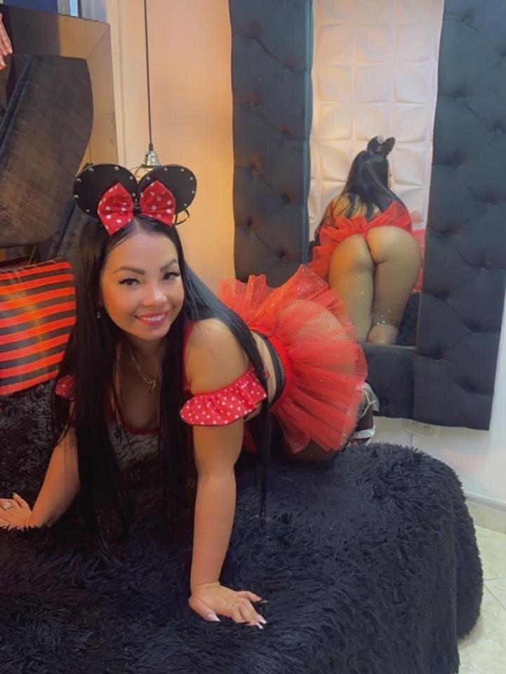 Aurora-Hernandez Chatroom