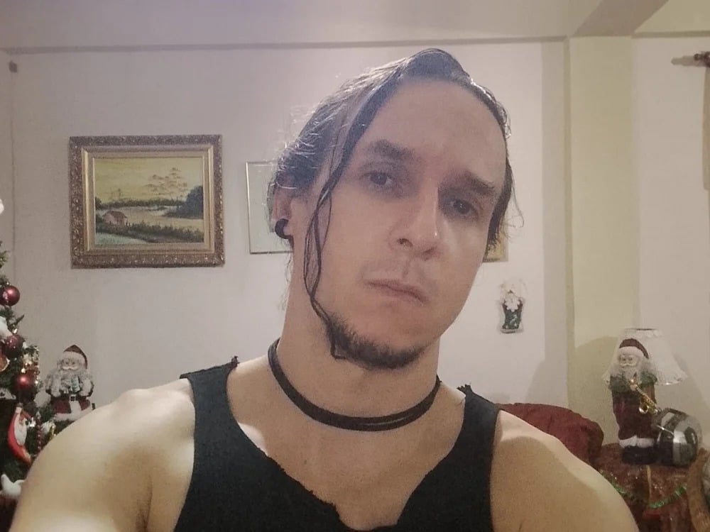 AxelFrost Chatroom