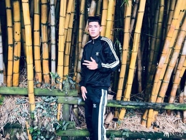 axel-bigcock
