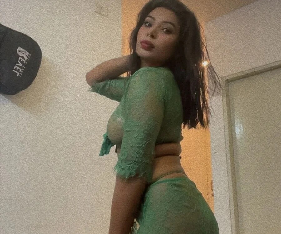 BABE007R Chatroom