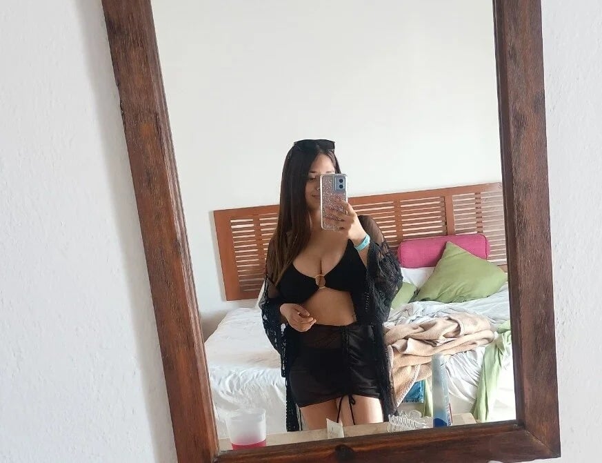 BABYY223 Chatroom