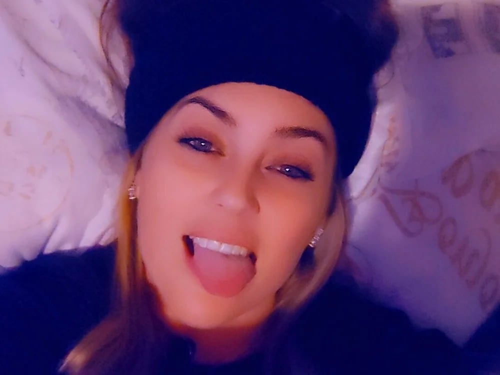 BABYdd9069 Chatroom