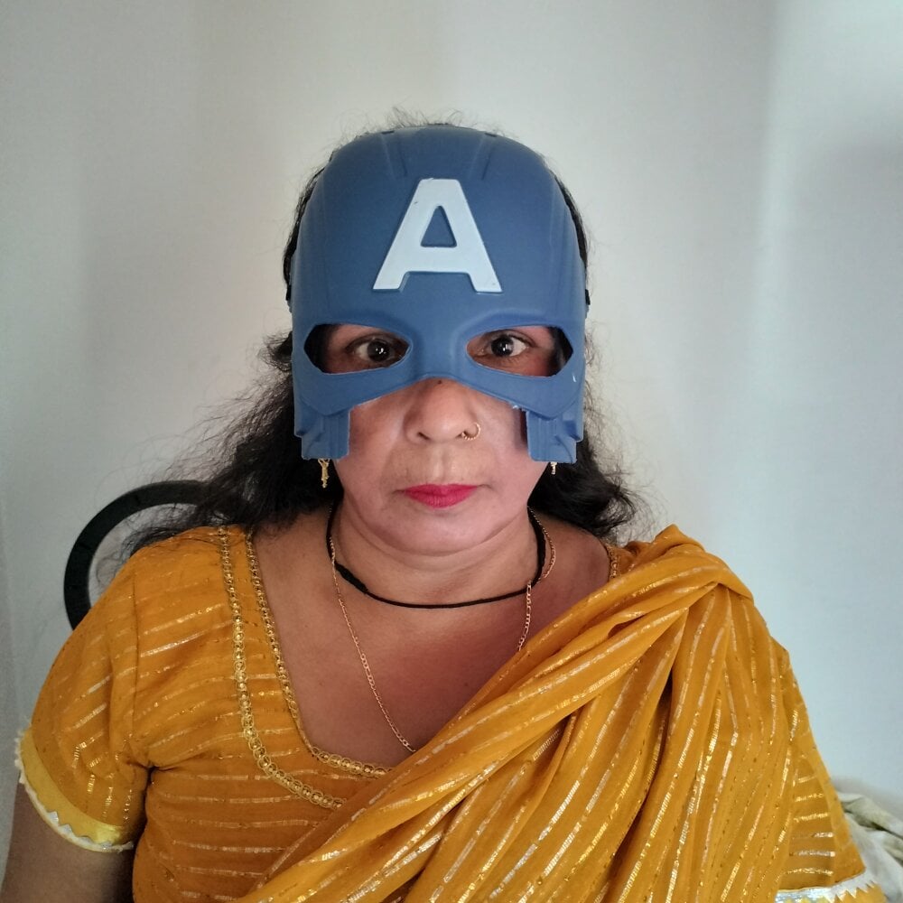 BIG_AS_MOM Chatroom