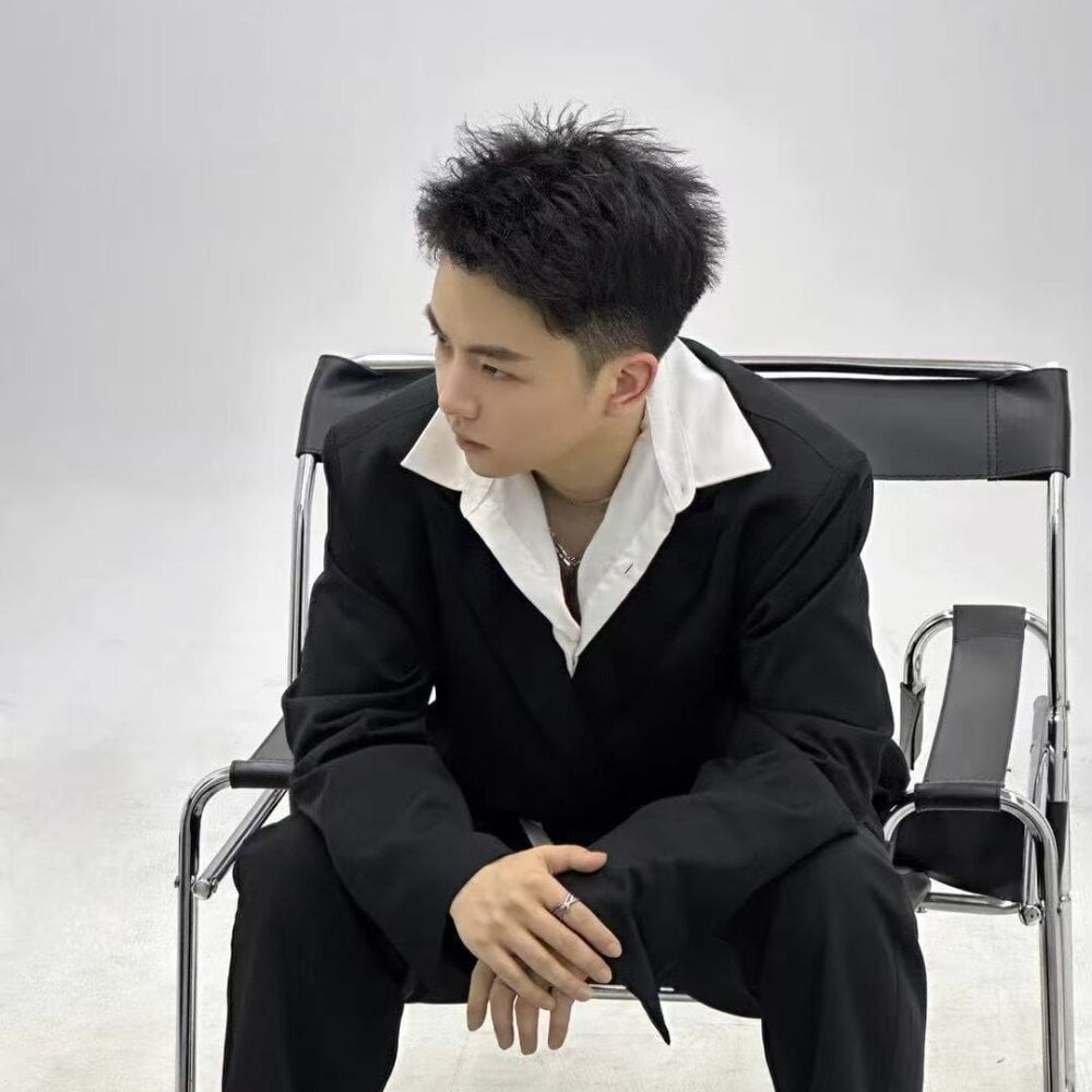 BOYgayHouse- Chatroom