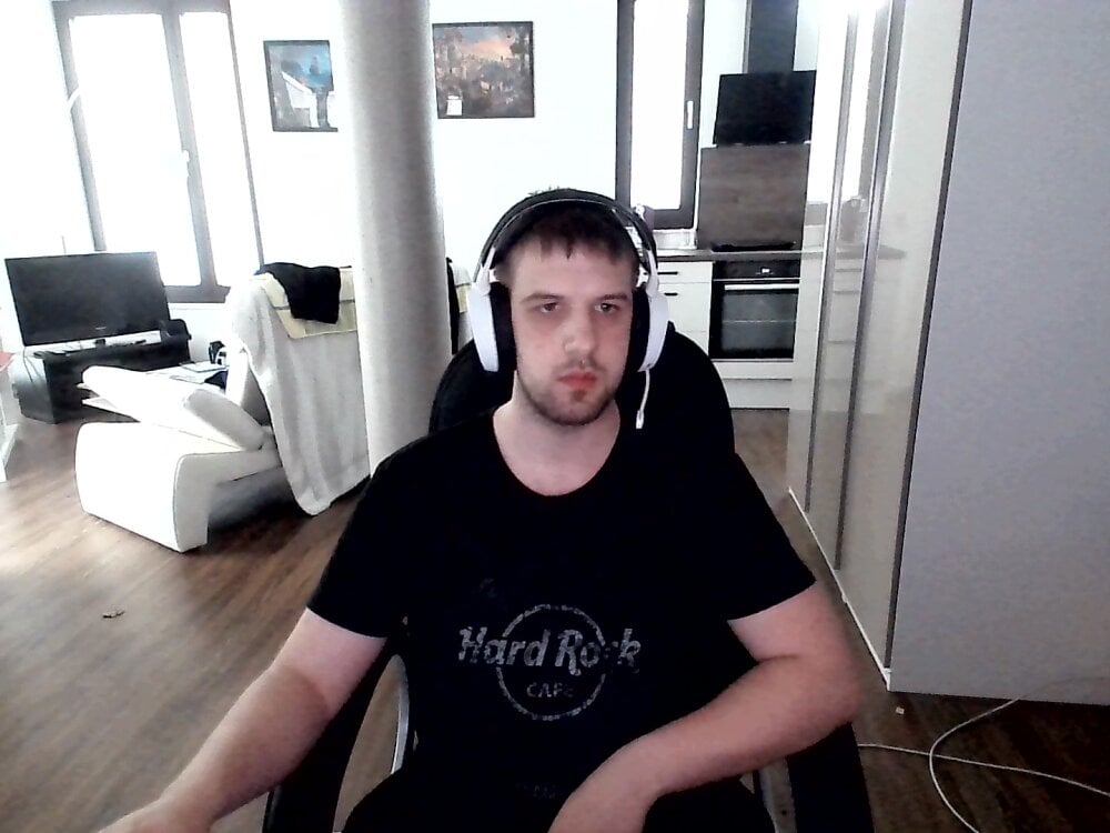 BananaStickStrips Chatroom
