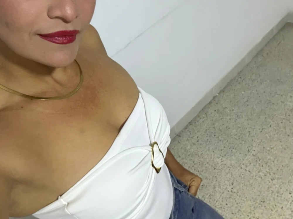 Barbara_sweet4 Chatroom