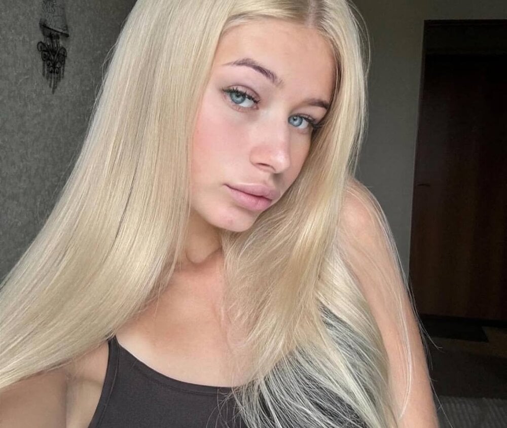 Barbie_Blondie Chatroom