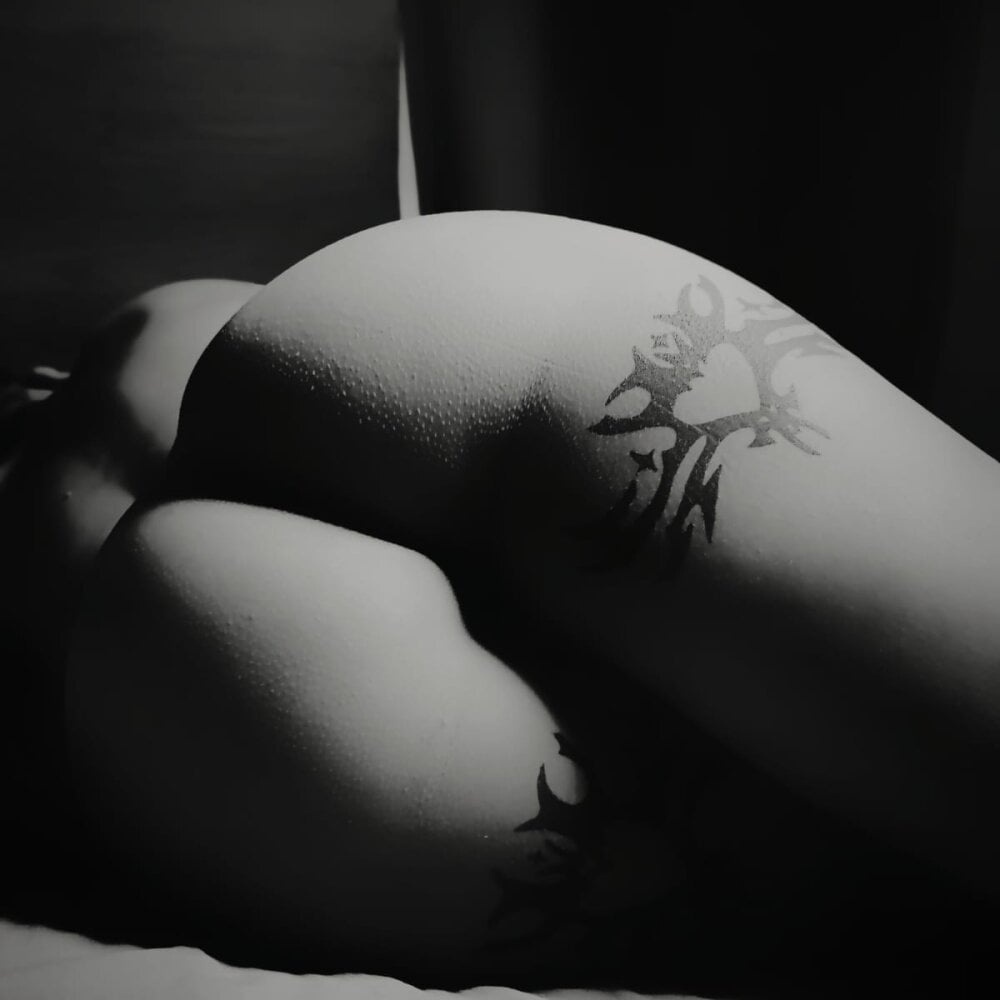 Barbie_Drks Chatroom