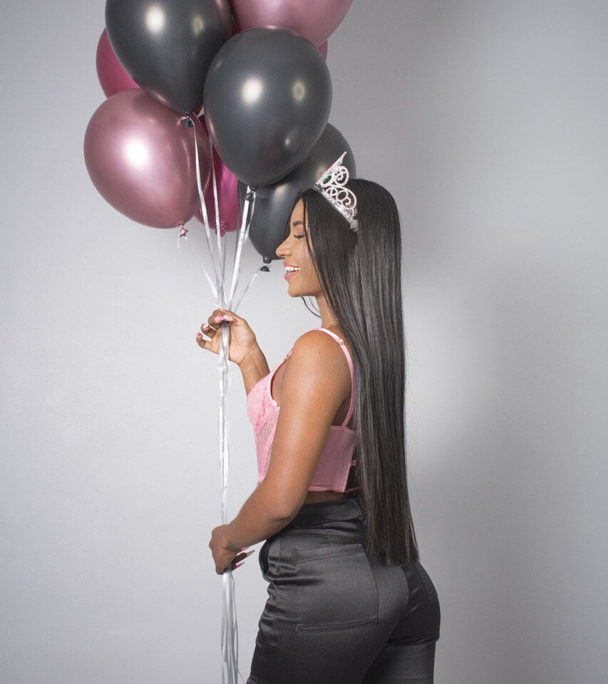Barbiebrunette_ Chatroom