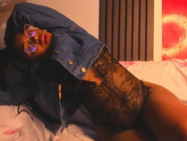 beauty-luci's Live Webcam beauty-luci