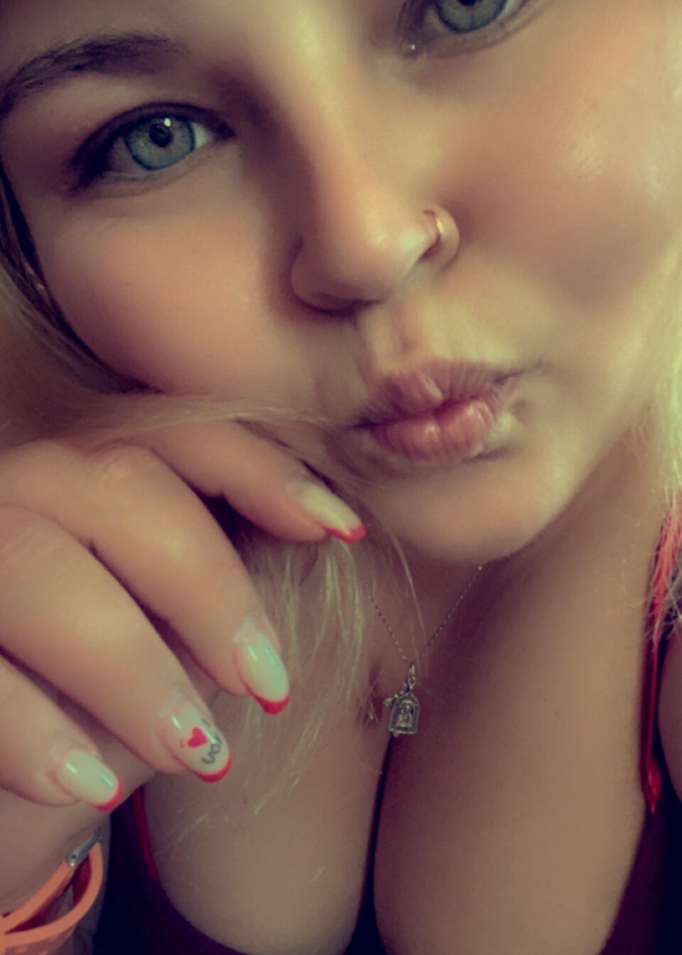 BeckiXrose Chatroom