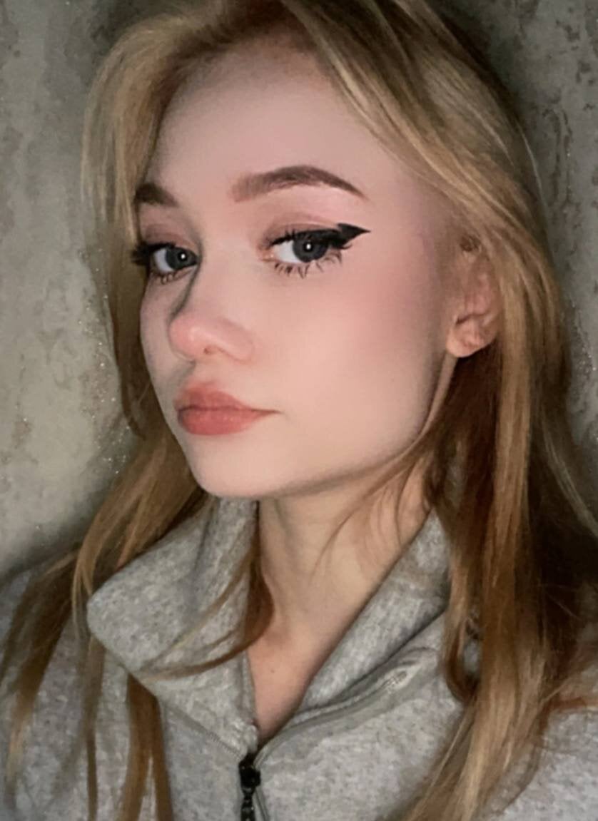 BeliaFrobish Chatroom