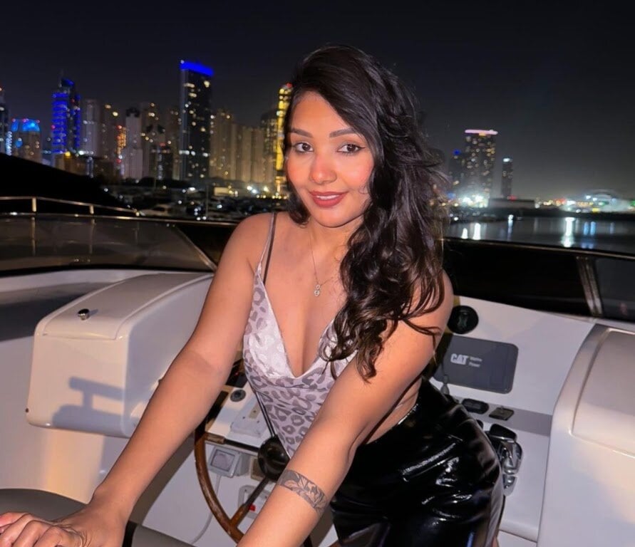 Bella-devil9999 Chatroom