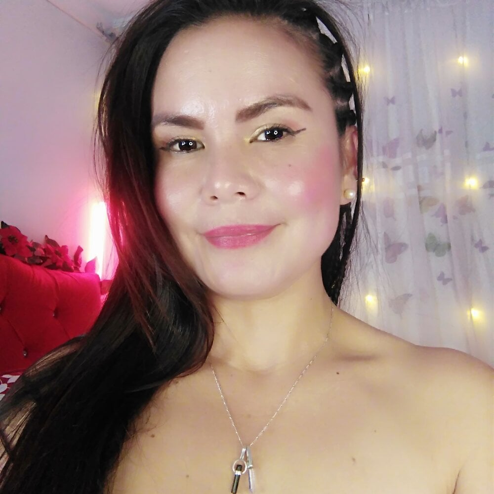Bella3_ Chatroom