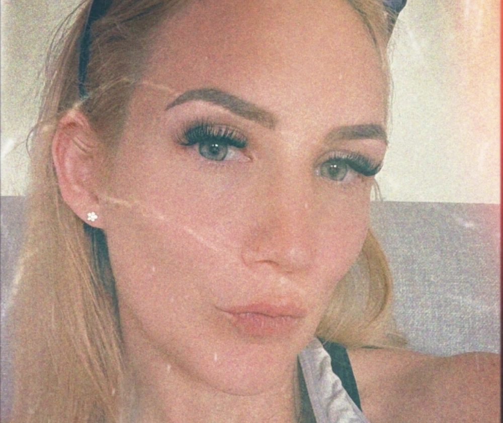 BellaNoirxx Chatroom