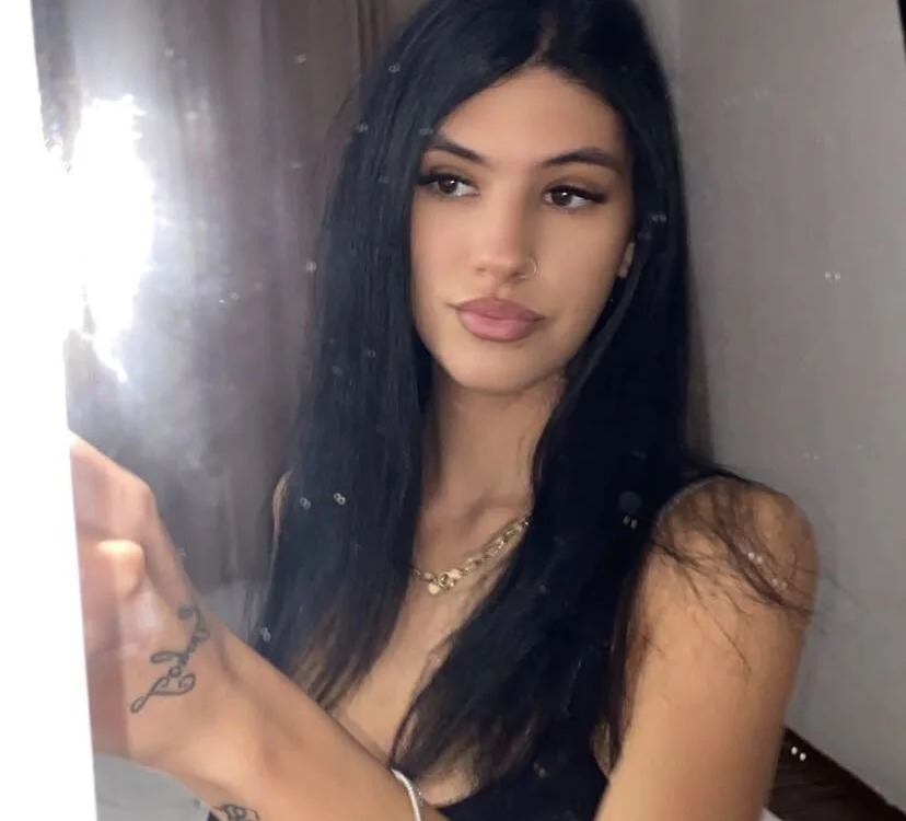BellaPattison Chatroom