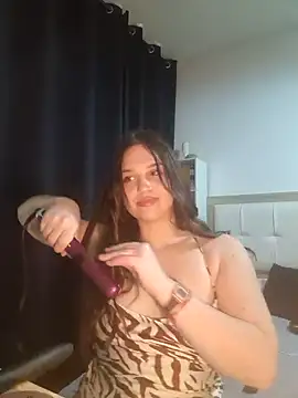 BellaTemptation Chatroom