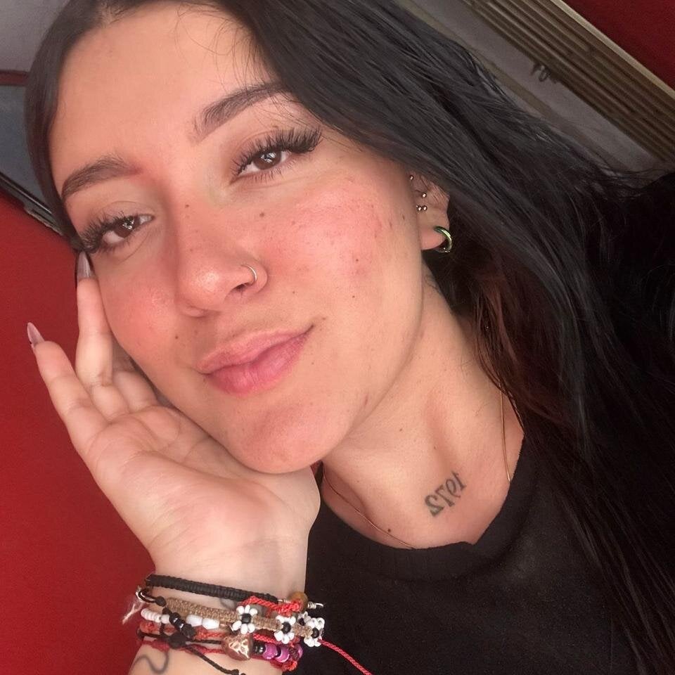 Bella_Luxe Chatroom