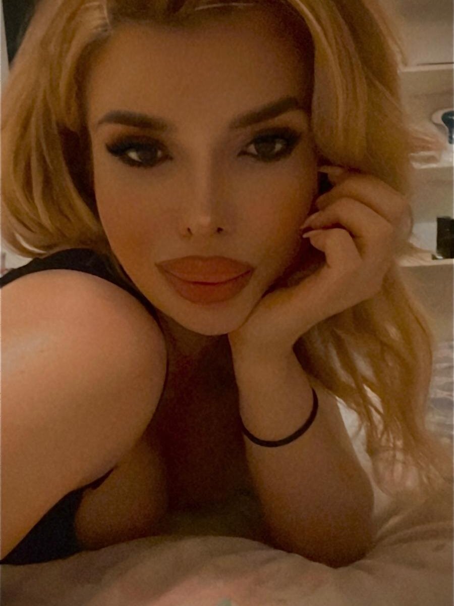 Bella_Noir_ Chatroom