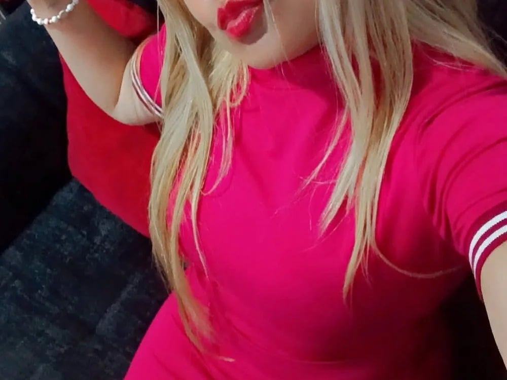 Bella_Quen Chatroom