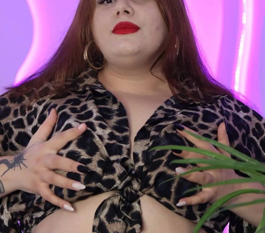 Bella_Rush Chatroom