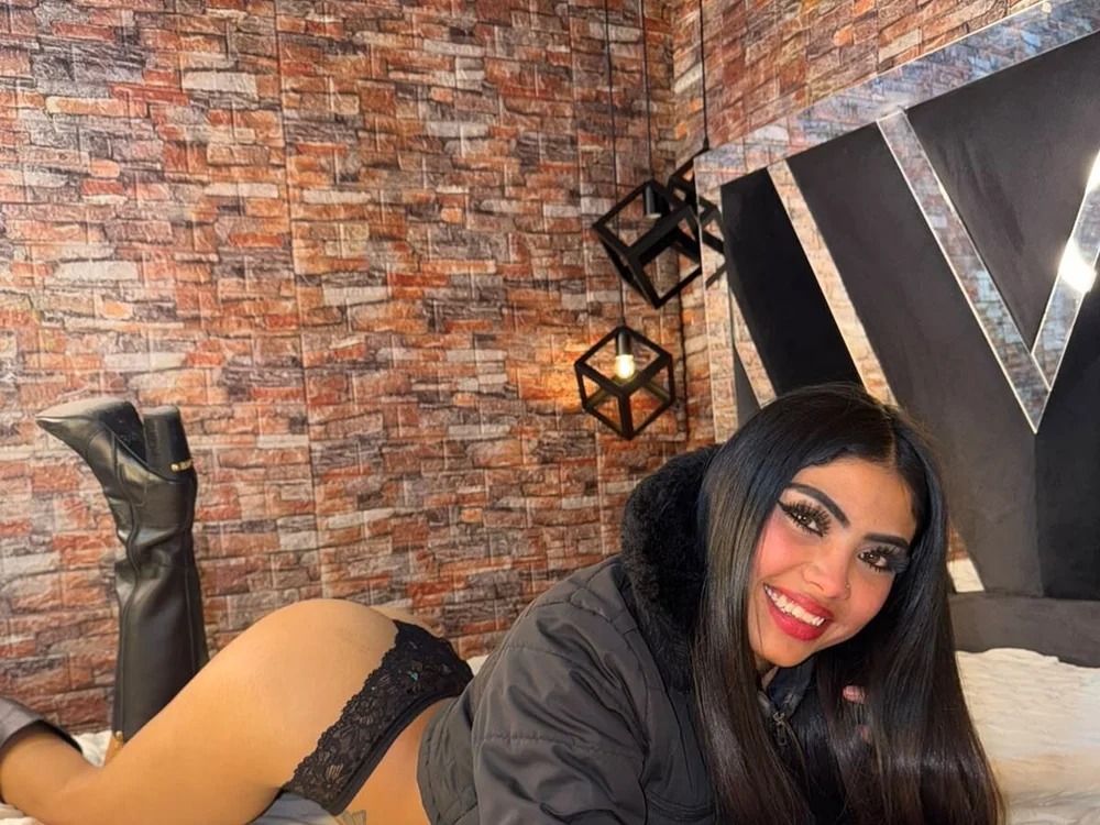 Bella_stone_ Chatroom