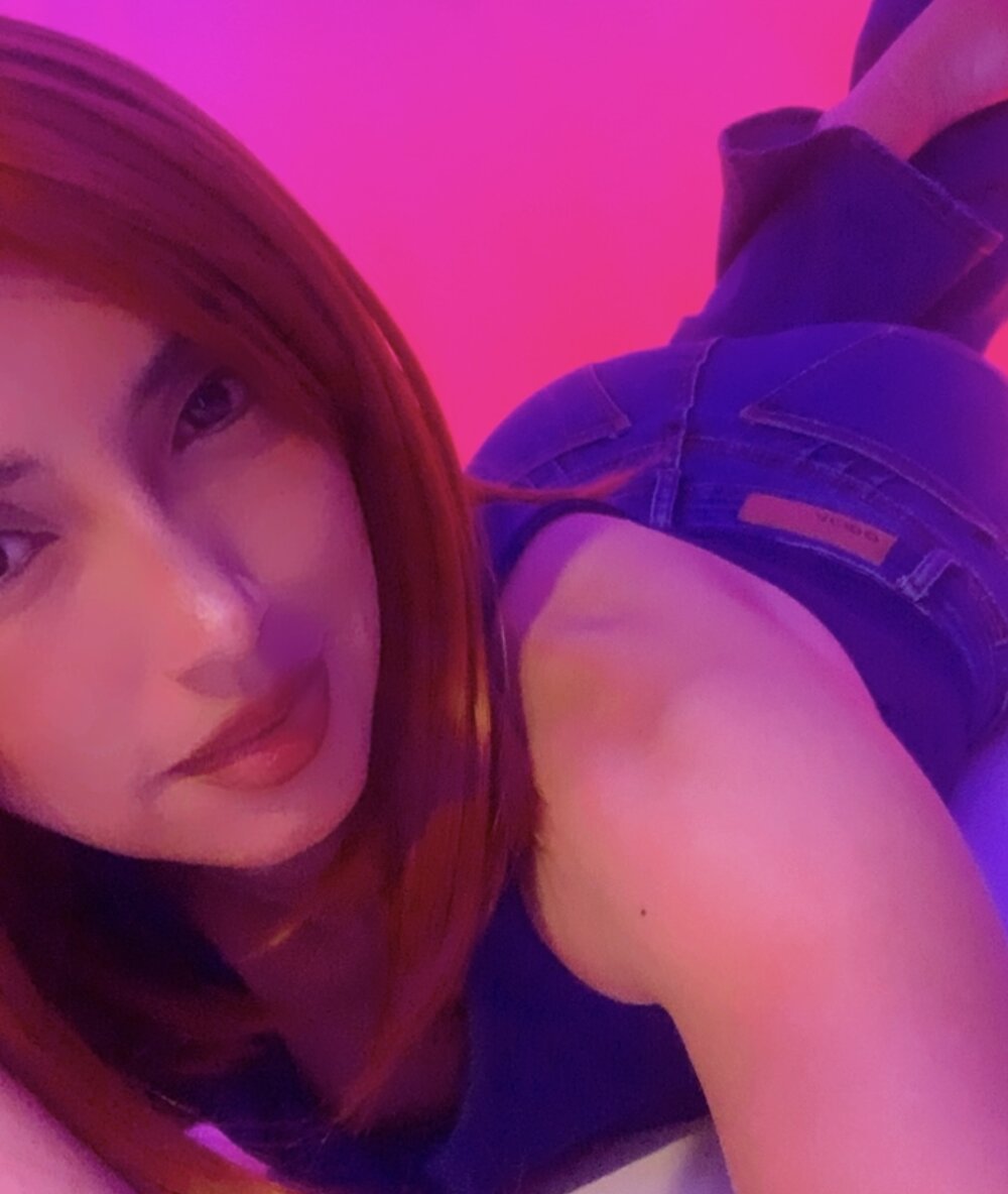 Belladonna_lips Chatroom