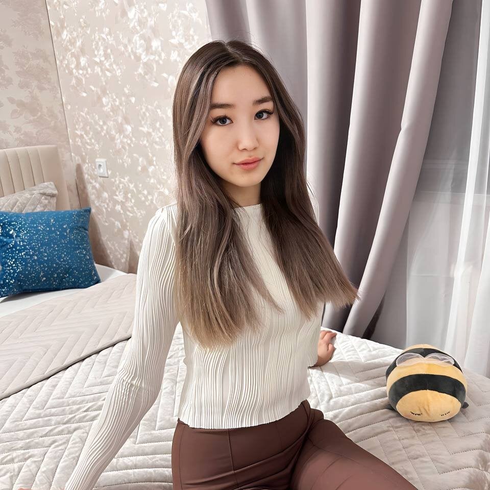 Bemyknightttt Chatroom