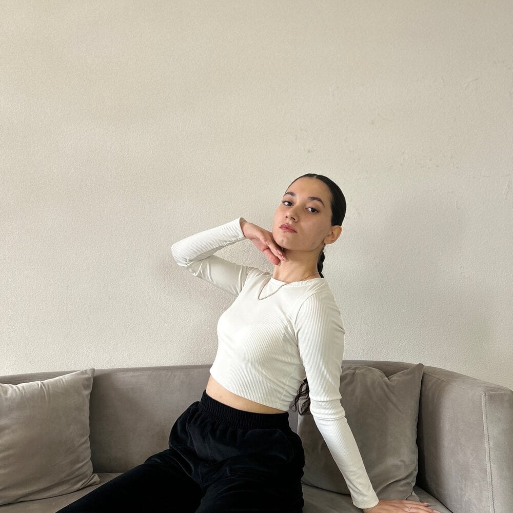 BettyMaldonado Chatroom