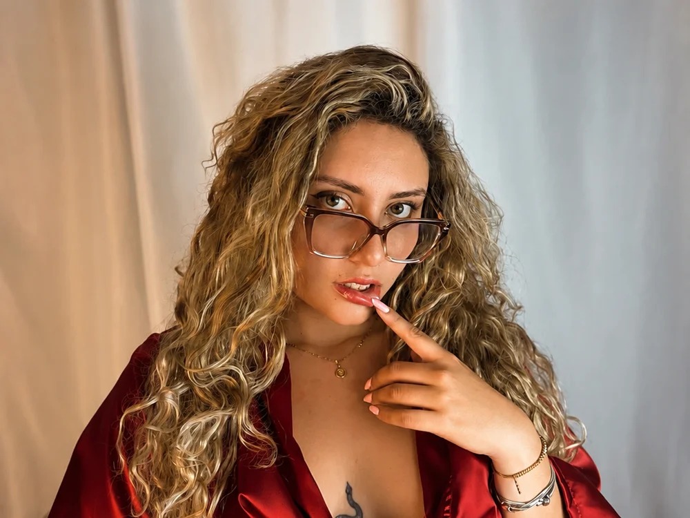 Betty_Boop16 Chatroom