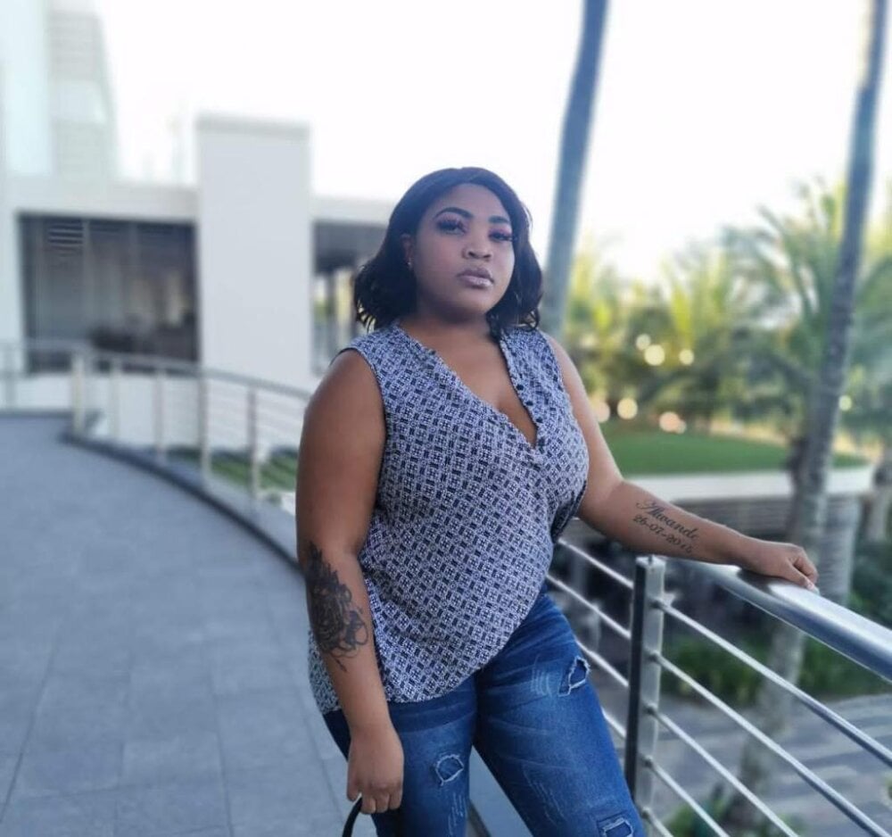 BeverlyQueen14 Chatroom